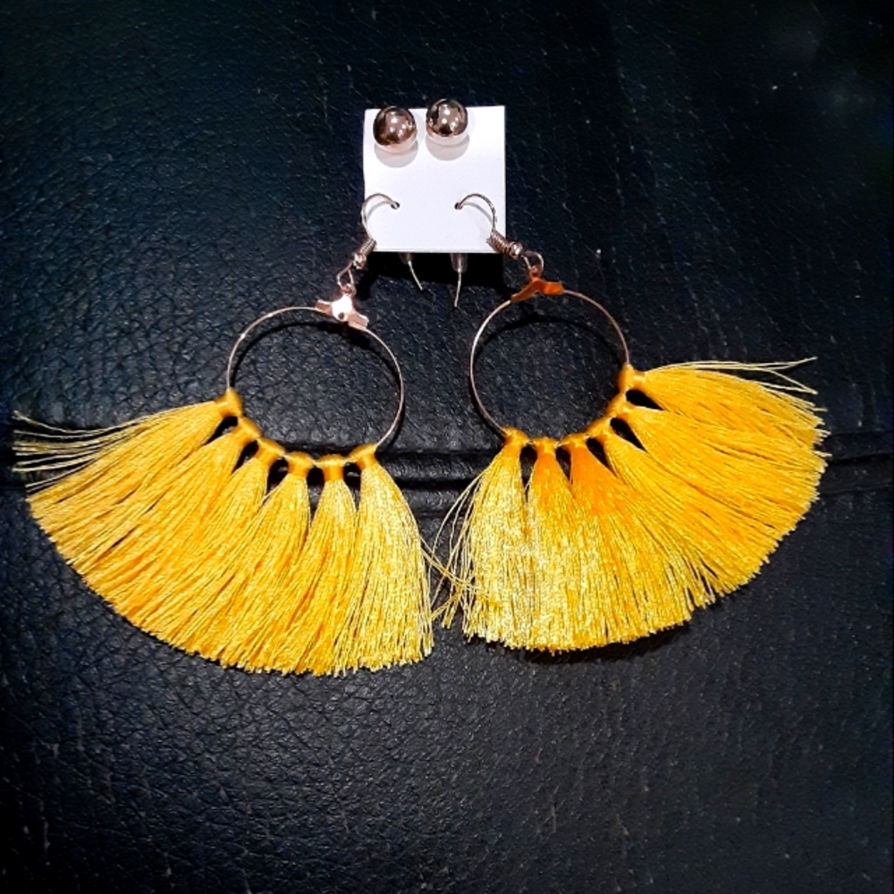 Earrings - must bundle. Jewelry Vintage Yellow